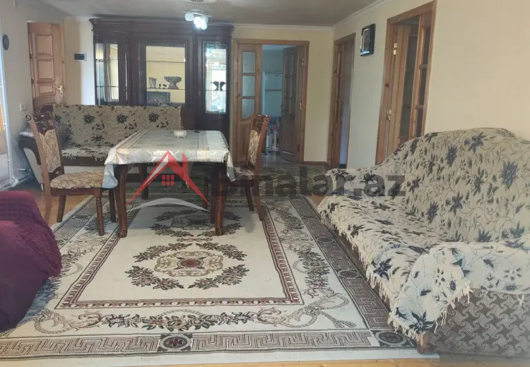6 otaqlı mənzil Satılır, Qusar
