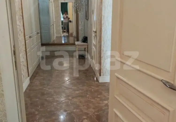 3 otaqlı mənzil , Bakı