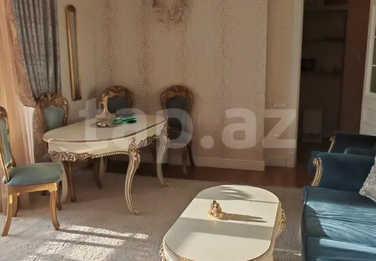 3 otaqlı mənzil , Bakı