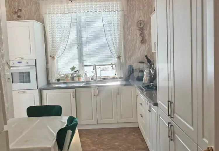 3 otaqlı mənzil , Bakı