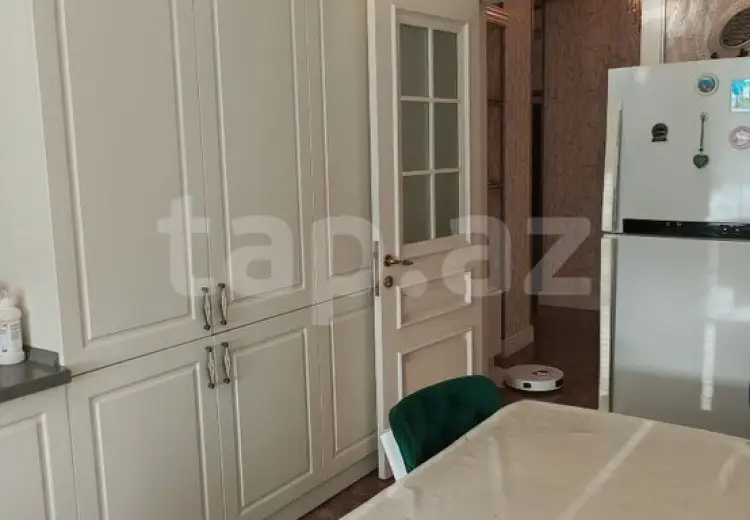 3 otaqlı mənzil , Bakı