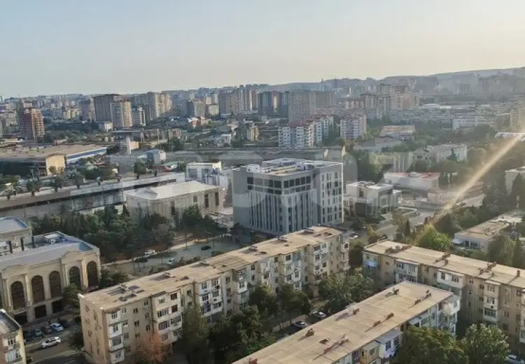 3 otaqlı mənzil , Bakı