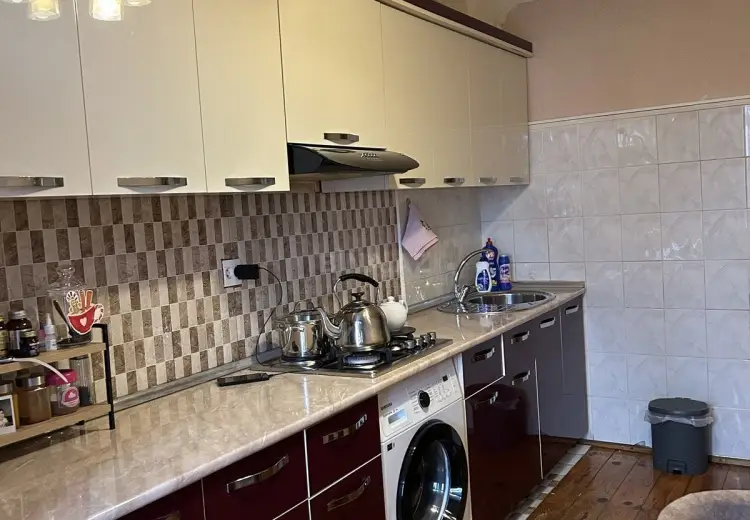 3 otaqlı mənzil Satılır, Gəncə