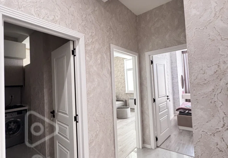 2 otaqlı mənzil Satılır, Bakı