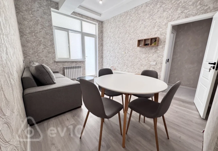 2 otaqlı mənzil Satılır, Bakı