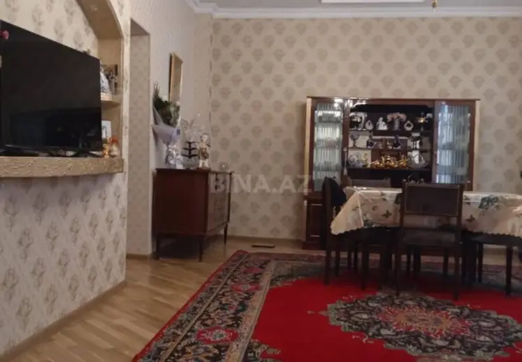 5 otaqlı mənzil Satılır, Gəncə