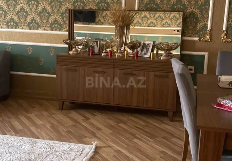 5 otaqlı mənzil Satılır, Gəncə
