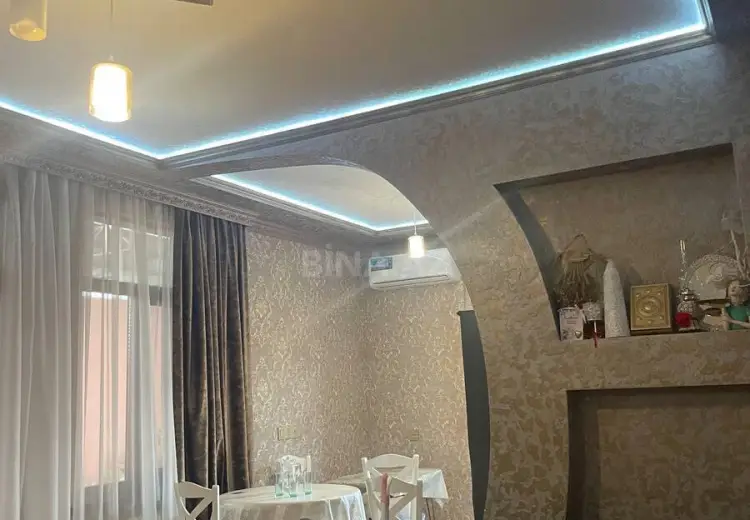 5 otaqlı mənzil Satılır, Gəncə