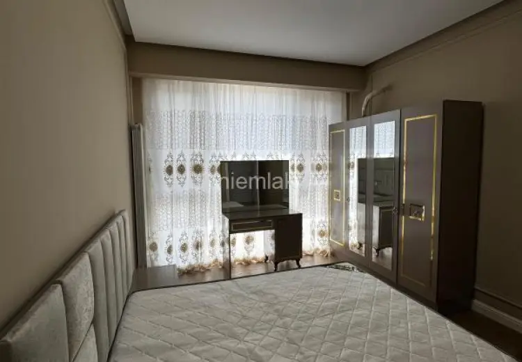 1 300 AZN - 3 otaqlı mənzil Kirayə (aylıq), Nərimanov, Bakı