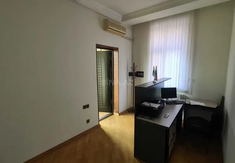 250 m² Obyekt / Ofis Kirayə (aylıq), Montin qəs., Nərimanov, Bakı
