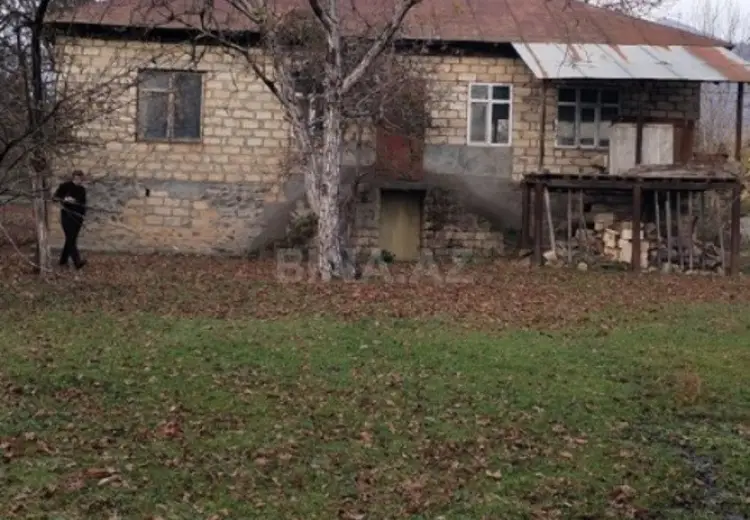 30 sot Torpaq Satılır, Qəbələ