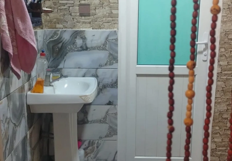 5 otaqlı mənzil Satılır, Quba