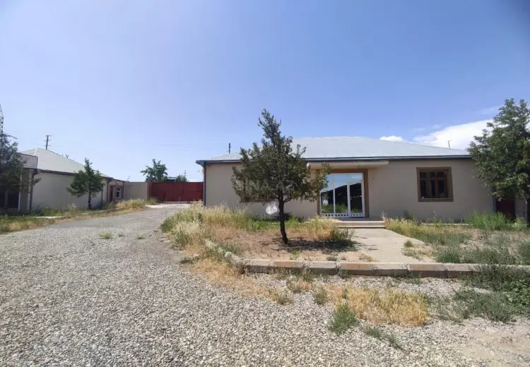 3000 m² Obyekt / Ofis Kirayə (aylıq),