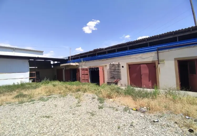 3000 m² Obyekt / Ofis Kirayə (aylıq),