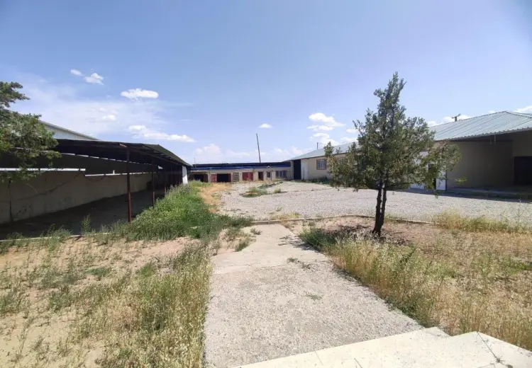 3000 m² Obyekt / Ofis Kirayə (aylıq),