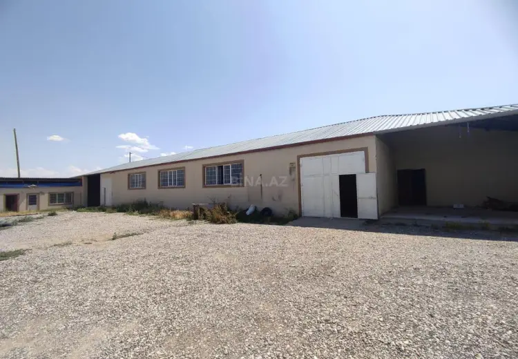 3000 m² Obyekt / Ofis Kirayə (aylıq),
