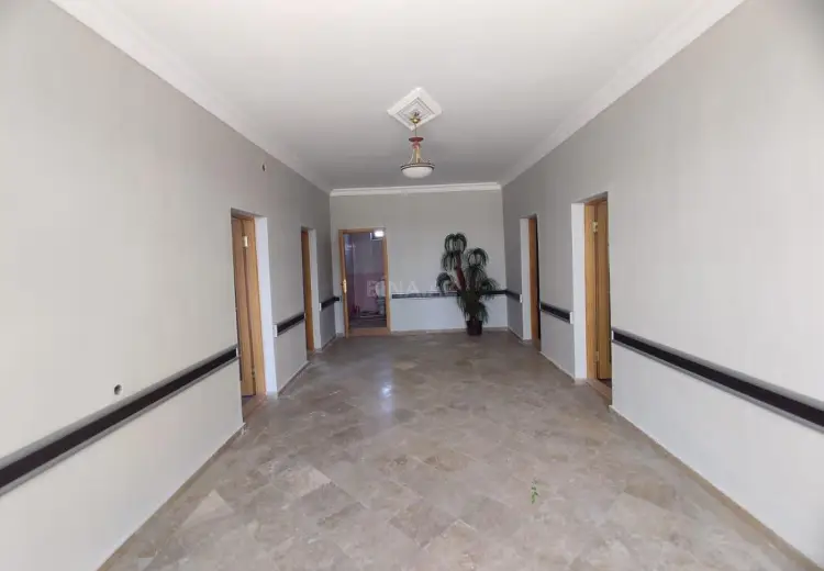 3000 m² Obyekt / Ofis Kirayə (aylıq),