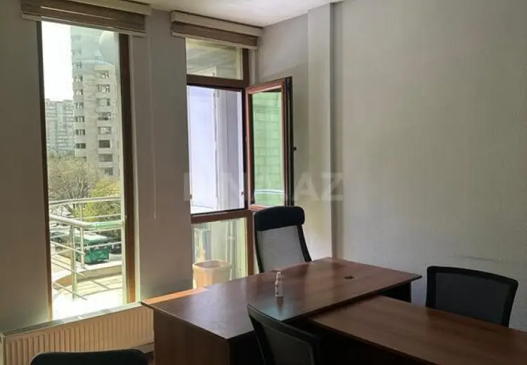 90 m² Obyekt / Ofis Kirayə (aylıq), Nərimanov, Bakı
