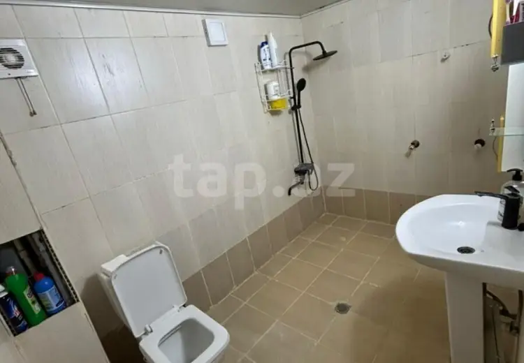400 AZN - 3 otaqlı mənzil Kirayə (aylıq), Qazax