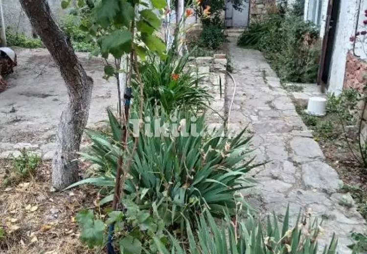 3 otaqlı mənzil Satılır,
