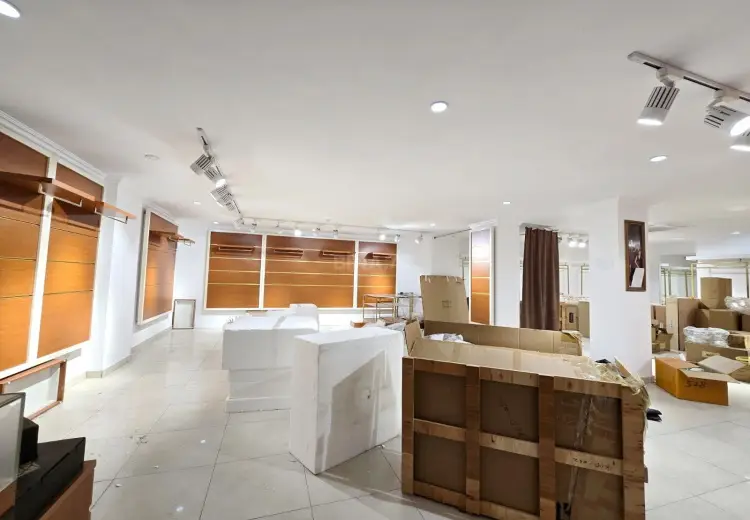 940 m² Obyekt / Ofis Kirayə (aylıq), Nərimanov, Bakı