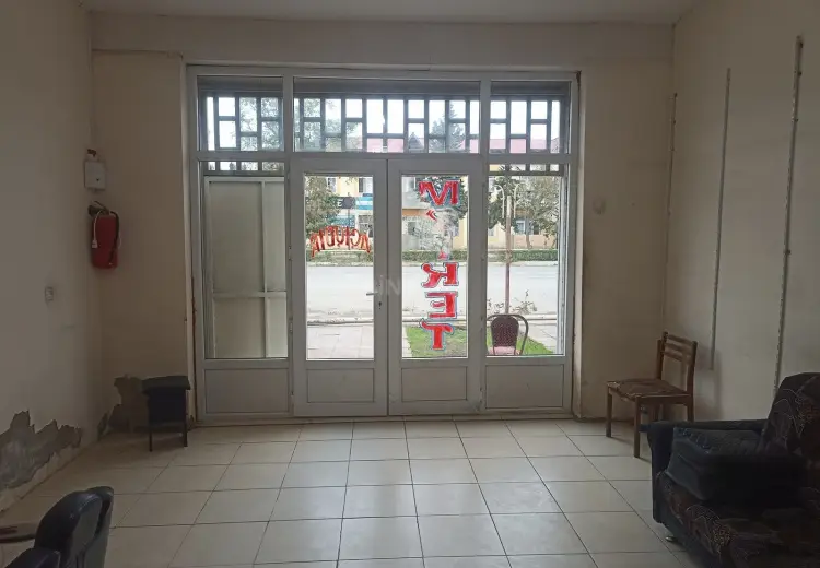 25 m² Obyekt / Ofis Satılır, Yevlax