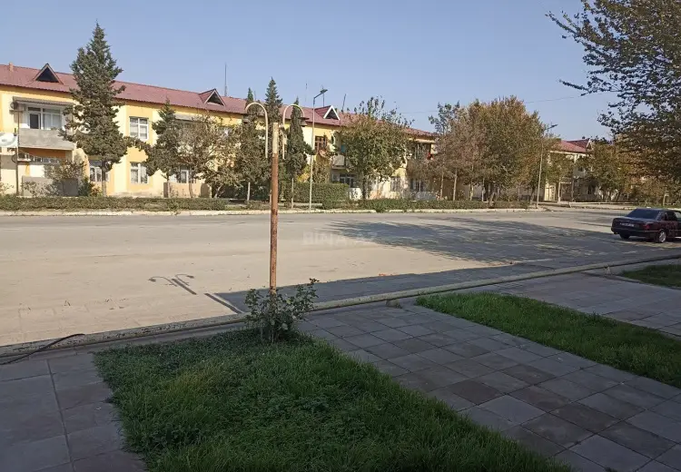 25 m² Obyekt / Ofis Satılır, Yevlax