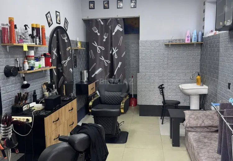 90 m² Obyekt / Ofis Satılır, 8-ci mikrorayon, Binəqədi, Bakı