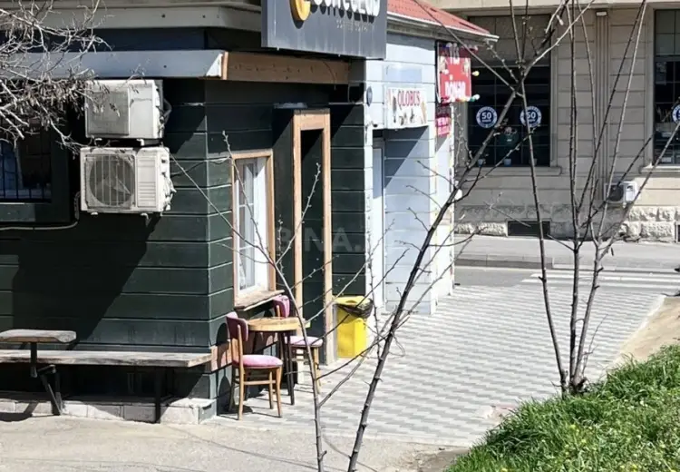 90 m² Obyekt / Ofis Satılır, 8-ci mikrorayon, Binəqədi, Bakı