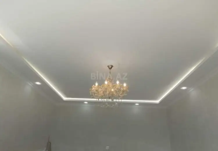 6 otaqlı mənzil Satılır, Şəki
