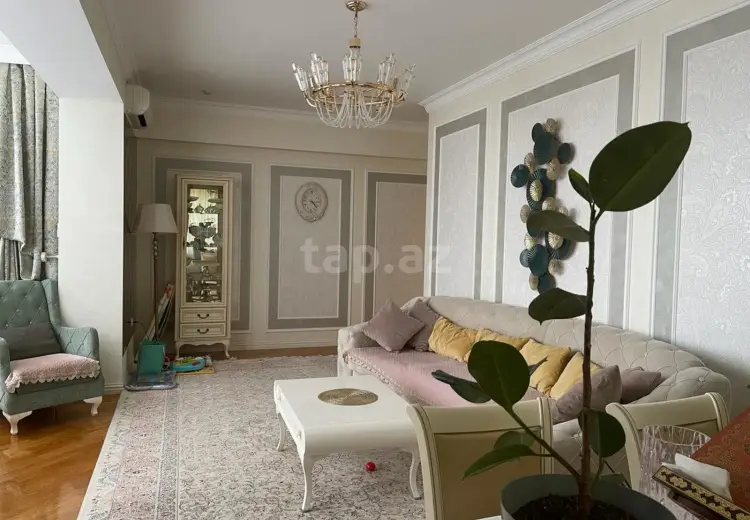 4 otaqlı mənzil , Badamdar qəs., Səbail, Bakı