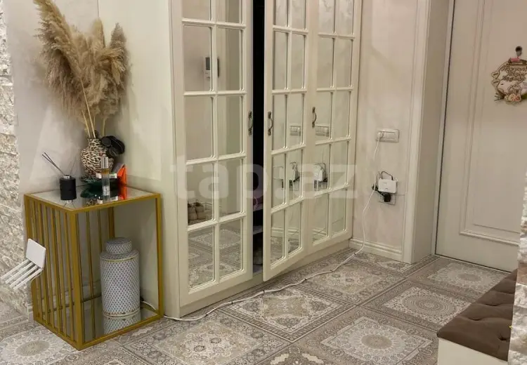 4 otaqlı mənzil , Badamdar qəs., Səbail, Bakı