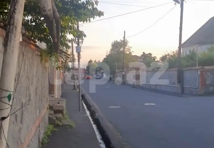 2 otaqlı mənzil , Qax