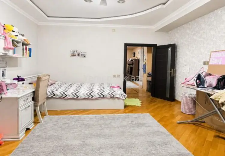 272 000 AZN - 3 otaqlı mənzil Satılır, Nizami, Bakı