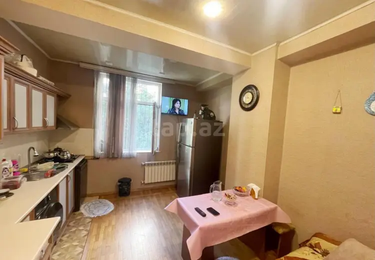 2 otaqlı mənzil , Bakı