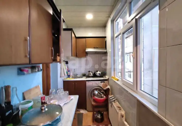 3 otaqlı mənzil , Bakı