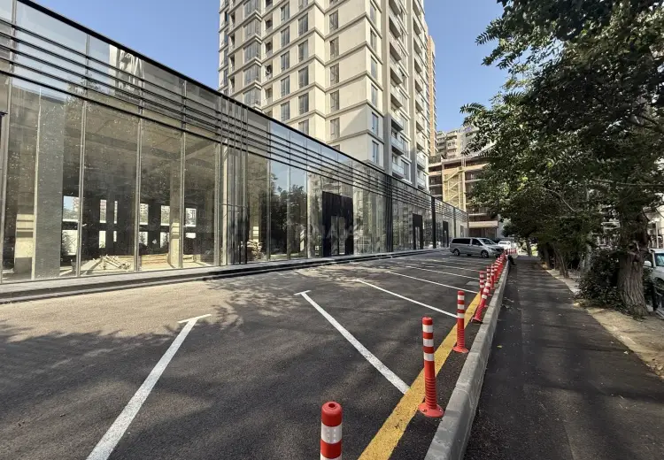 200 m² Obyekt / Ofis Kirayə (aylıq), Nəsimi, Bakı