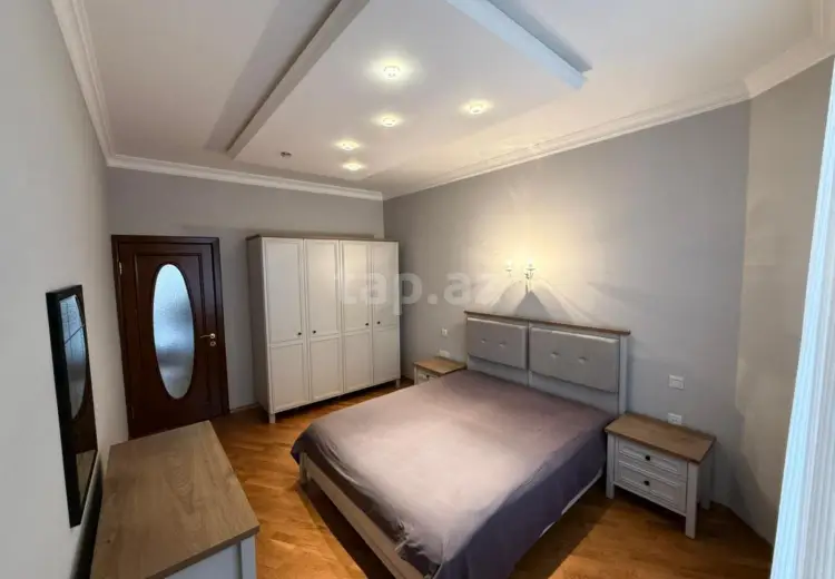 3 otaqlı mənzil , Bakı