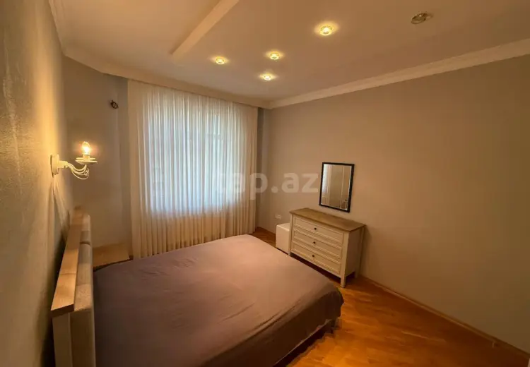 3 otaqlı mənzil , Bakı