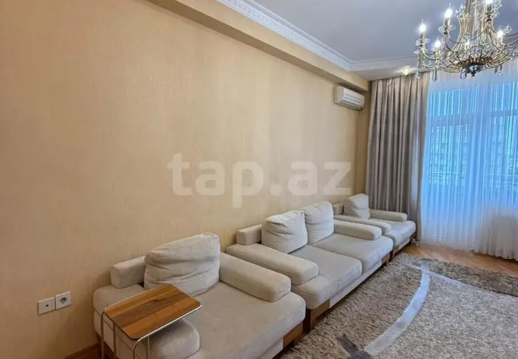 3 otaqlı mənzil , Bakı