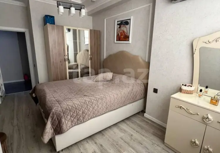 4 otaqlı mənzil , Bakı
