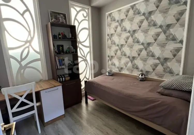 4 otaqlı mənzil , Bakı