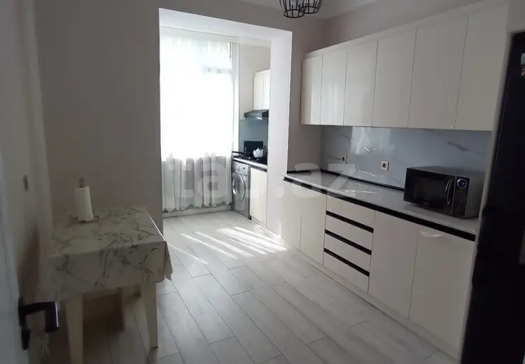 3 otaqlı mənzil , Gəncə