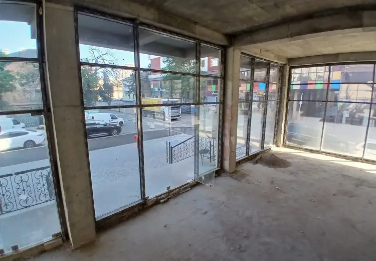 1020 m² Obyekt / Ofis Satılır, Nizami, Bakı