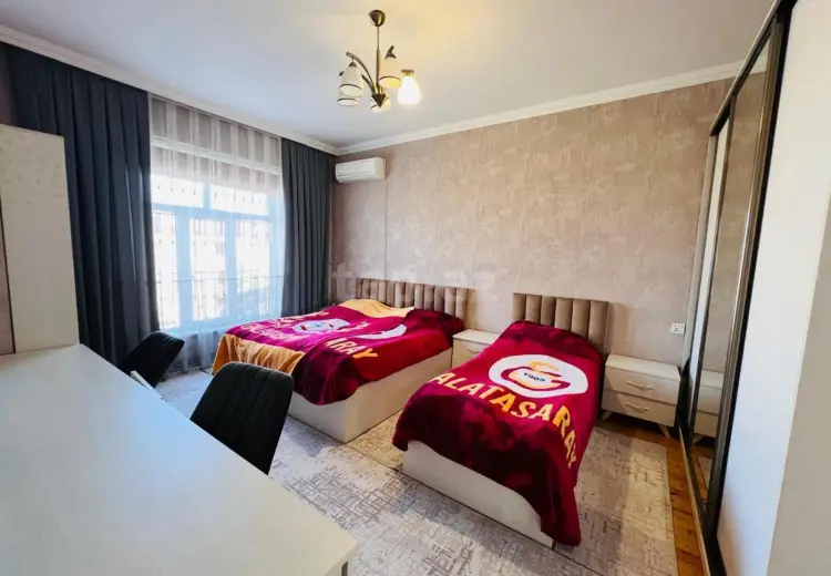 7 otaqlı mənzil , Xırdalan