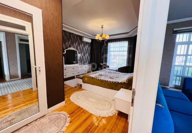 7 otaqlı mənzil , Xırdalan