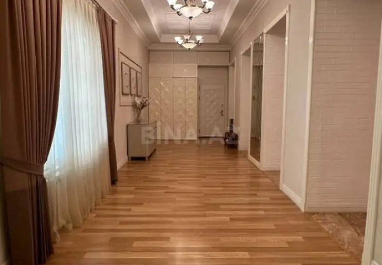 250 m² Obyekt / Ofis Satılır, Nizami, Bakı