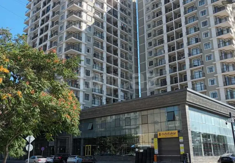 3 otaqlı mənzil , Bakı
