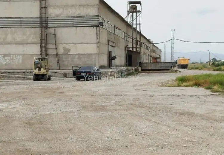 8800 m² Obyekt / Ofis Satılır, Sumqayıt şəh., Sumqayıt