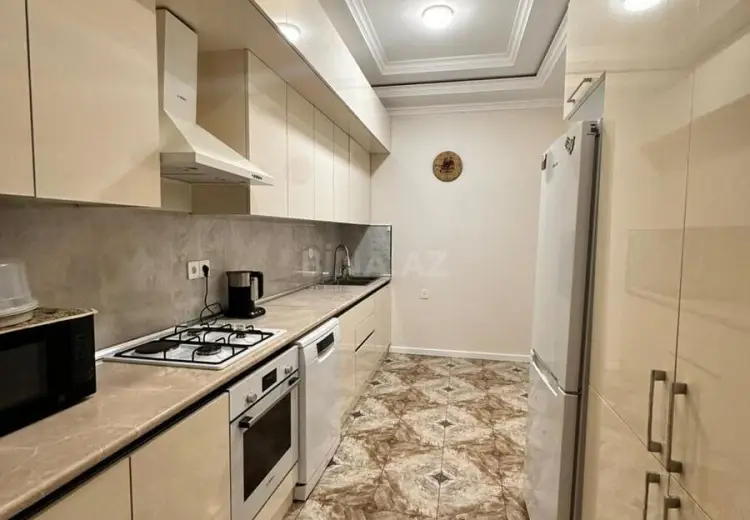5 otaqlı mənzil Satılır, Badamdar qəs., Səbail, Bakı
